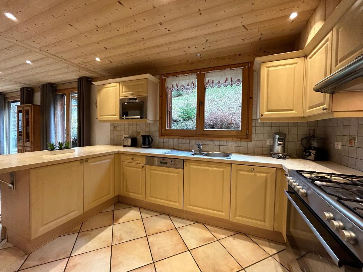 Chalet Adonis - Montriond, Morzine, Avoriaz מראה חיצוני תמונה