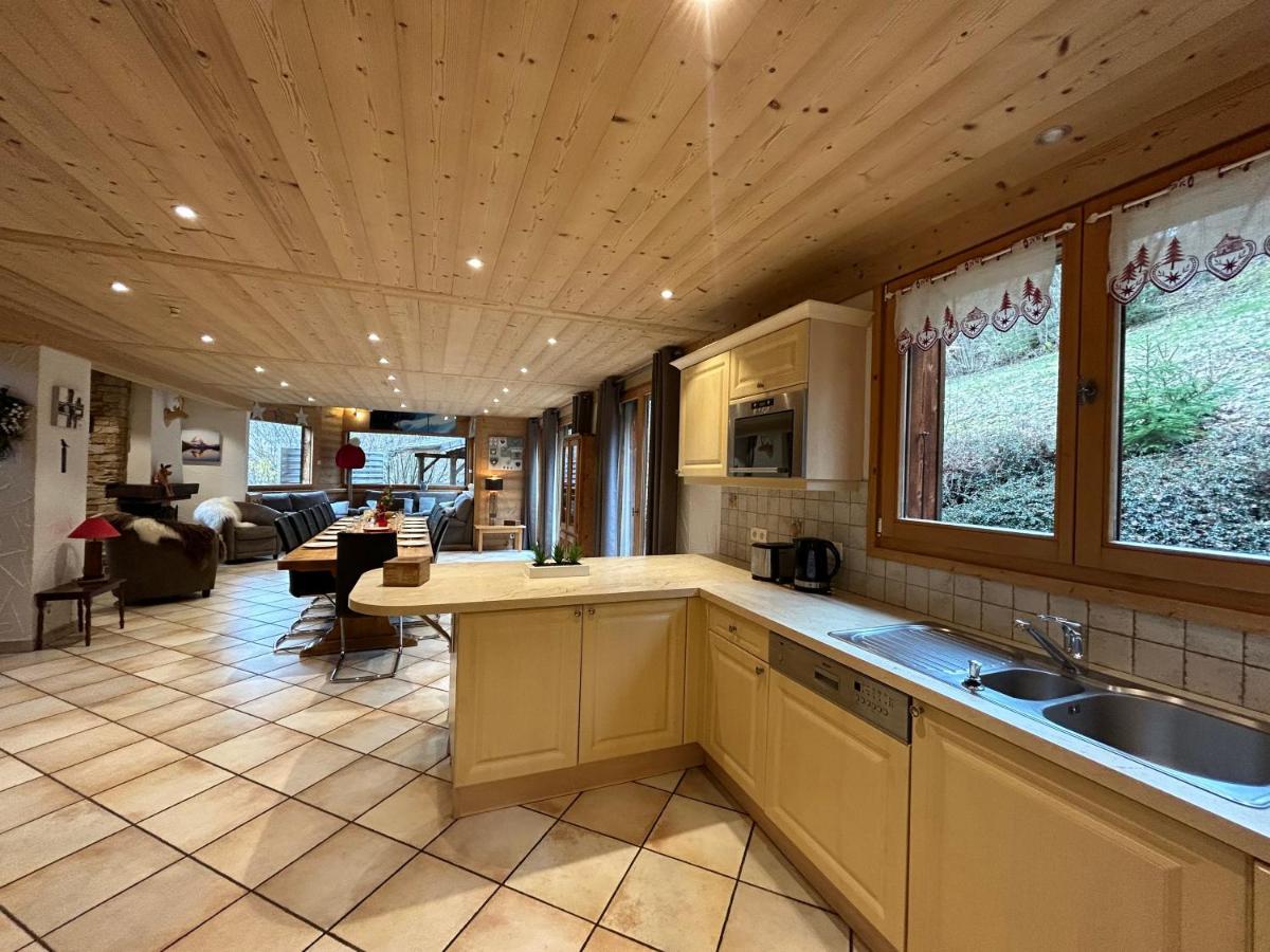 Chalet Adonis - Montriond, Morzine, Avoriaz מראה חיצוני תמונה